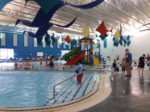 Water Park «The Water Works Indoor Water Park», reviews and photos, 505 N Springinsguth Rd, Schaumburg, IL 60194, USA