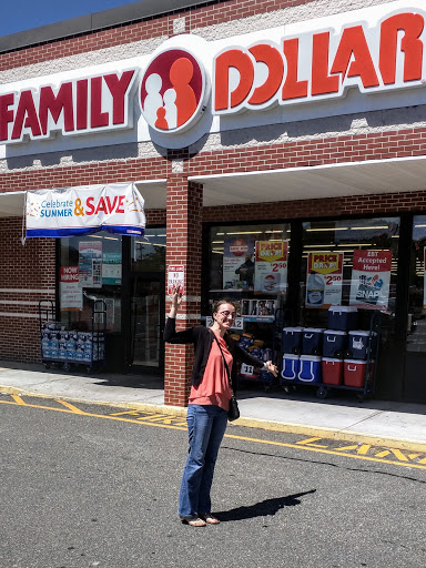 Dollar Store «FAMILY DOLLAR», reviews and photos, 525 Washington St, Stoughton, MA 02072, USA