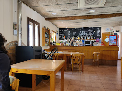 Bar Restaurant El Grèvol - Carrer les Fonts, 11, 43364 Capafonts, Tarragona, Spain