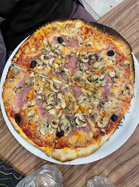Plats et boissons du Restaurant Pizzayo'lo à Gavarnie-Gèdre - n°11