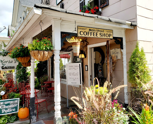 Chester Shopping Mall, 23 W Main St, Chester, NJ 07930, USA, 