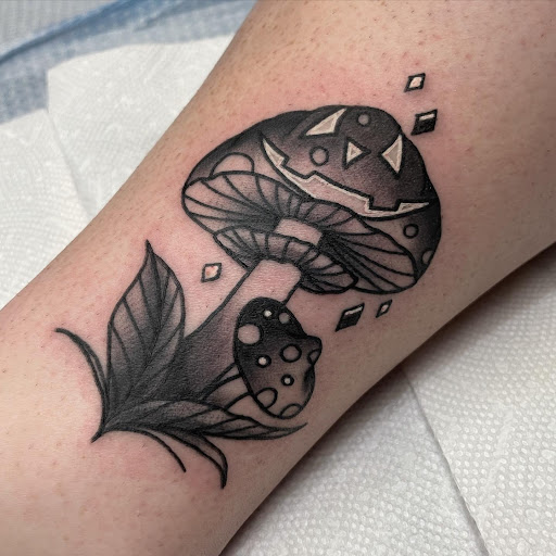 Explore mom tattoo ideas for guys, creative tattoo ideas in Glenside, available at Yellow Rose Tattoo