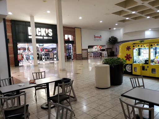 Shopping Mall «TownMall of Westminster», reviews and photos, 400 N Center St, Westminster, MD 21157, USA