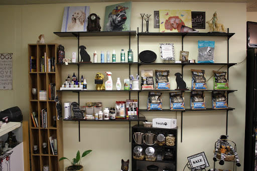 Pet Groomer «Ufuri Pet Salon», reviews and photos, 235 Huron Ave, Port Huron, MI 48060, USA