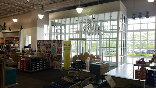 Shoe Store «DSW Designer Shoe Warehouse», reviews and photos, 600 John R Rd, Troy, MI 48083, USA
