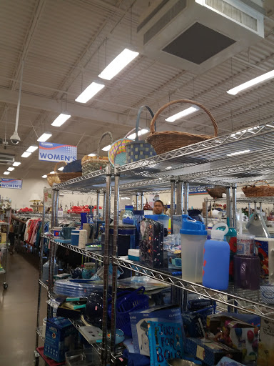 Thrift Store «Rappahannock Goodwill Industries:- Harrison Crossing Store», reviews and photos, 7101 Harrison Rd, Fredericksburg, VA 22407, USA