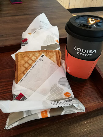 Louisa Coffee 路易莎咖啡(桃園桃大極門市)