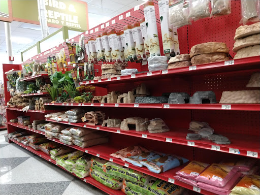 Pet Supply Store «Petco Animal Supplies», reviews and photos, 1425 N Montebello Blvd, Montebello, CA 90640, USA