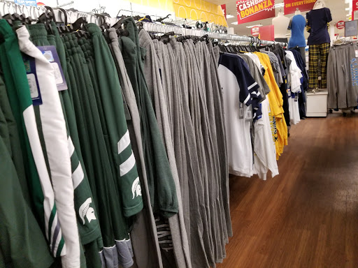 Discount Store «Kmart», reviews and photos, 5100 Dixie Hwy, Waterford Twp, MI 48329, USA