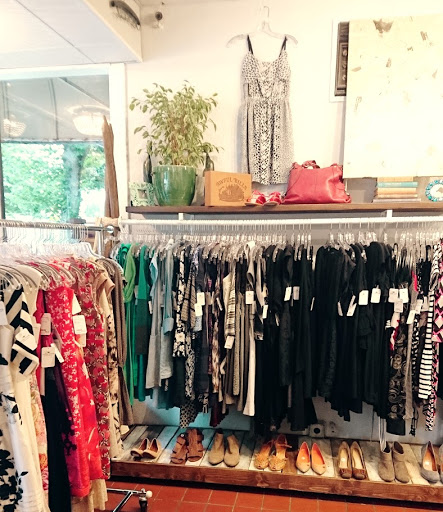 Consignment Shop «Zelda Zonk Consignment», reviews and photos, 2210 California Ave SW, Seattle, WA 98116, USA