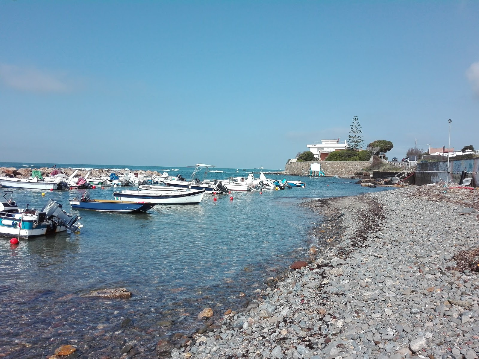 Spiaggia Prato del Mare'in fotoğrafı biraz temiz temizlik seviyesi ile