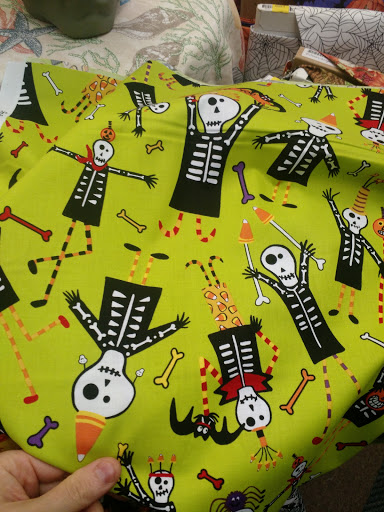 Fabric Store «Sewfisticated Discount Fabrics», reviews and photos, 303 Worcester Rd, Framingham, MA 01701, USA