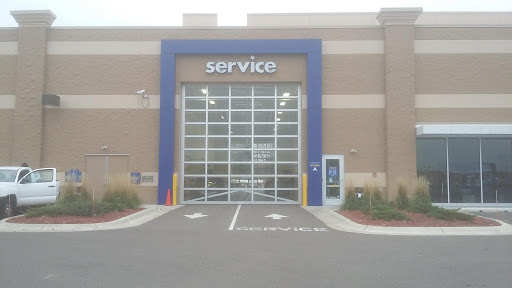 CarMax, 6900 Lakeland Ave N, Brooklyn Park, MN 55428, USA, 