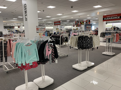 Department Store «Lord & Taylor», reviews and photos, 99 Rockingham Park Blvd, Salem, NH 03079, USA