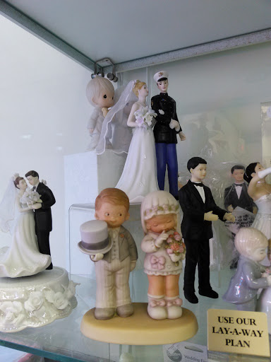 Cake Shop «Dominican Cakes & Bridal Shop», reviews and photos, 2428 N State Rd 7, Margate, FL 33063, USA