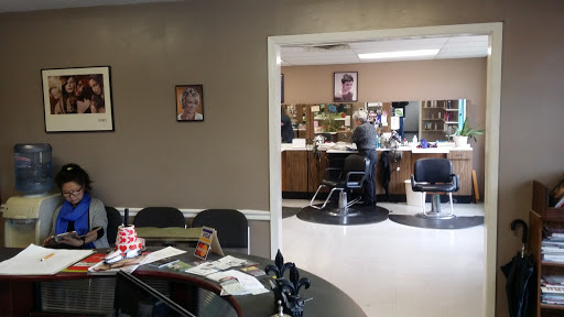 Hair Salon «Stylers Family Hair Salon», reviews and photos, 6237 Greenwood Rd, Shreveport, LA 71119, USA