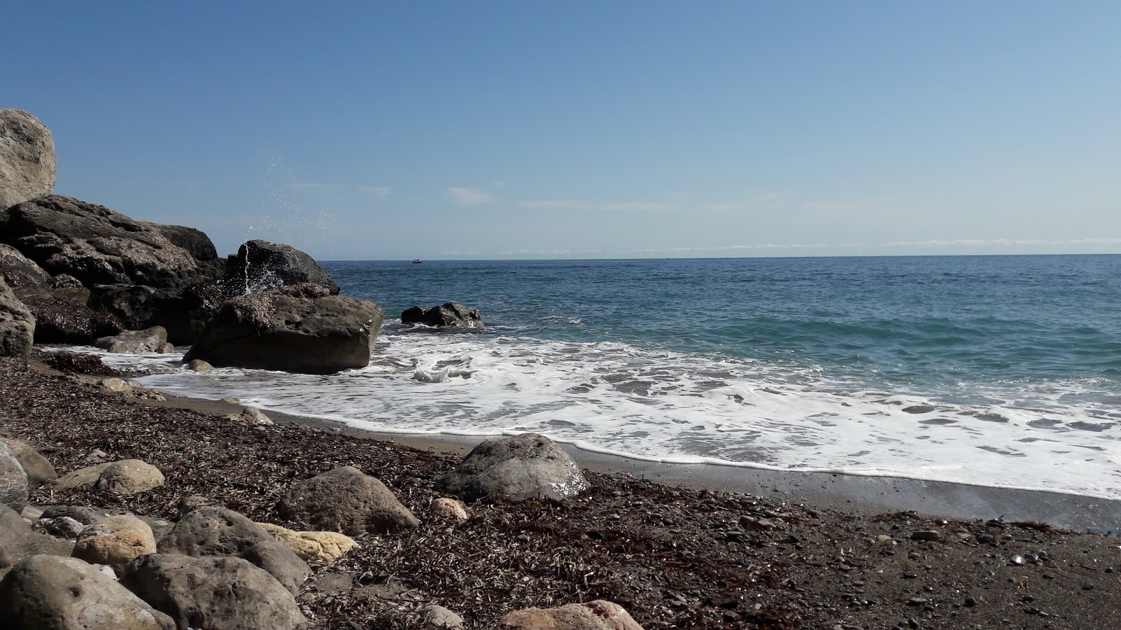 Photo de Cala del Cretazzo avec plusieurs petites baies