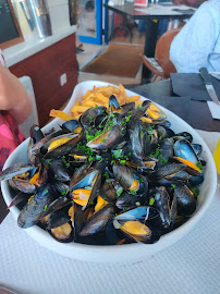 Moules-frites du Restaurant français Le Grand Large à Fouesnant - n°3