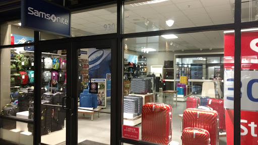 Outlet Mall «Tanger Outlet Grand Rapids», reviews and photos, 350 84th St SW, Byron Center, MI 49315, USA