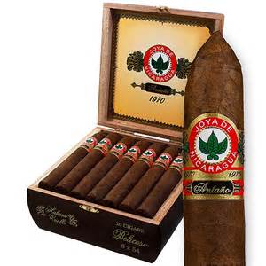 Tobacco Shop «Tobacco Town», reviews and photos, 17108 Fort St, Riverview, MI 48193, USA