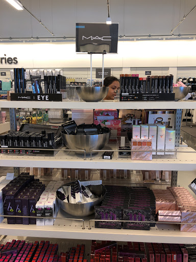 Department Store «Nordstrom Rack Hamilton Crossings», reviews and photos, 750 N Krocks Rd #303, Allentown, PA 18106, USA