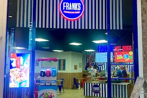 Franks Hot Dog - Marseille Terrasses du Port image