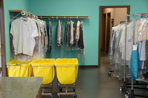 Dry Cleaner «Off The Rack Cleaners», reviews and photos, 1933 Tiny Town Rd Suite A, Clarksville, TN 37042, USA