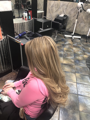 Hair Salon «Cool Blue salon», reviews and photos, 14210 W Warren Ave, Dearborn, MI 48126, USA