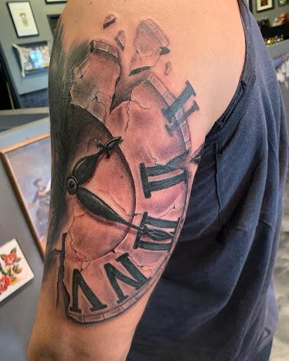 Explore san francisco 49ers tattoo ideas, creative tattoo ideas in Peoria, available at Modern Ink Tattoo