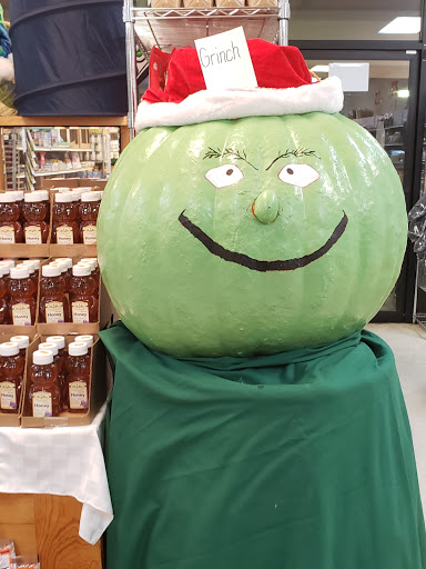 Grocery Store «Champion Grocery», reviews and photos, 1175 NW Gilman Blvd, Issaquah, WA 98027, USA