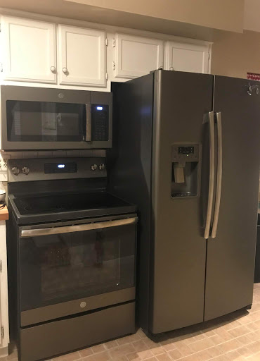 Appliance Store «Famous Tate Appliance & Bedding Centers», reviews and photos, 1015 E Brandon Blvd, Brandon, FL 33511, USA