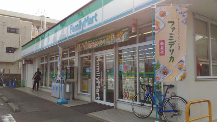 ファミリーマート 藤沢石川店