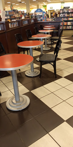 Book Store «Barnes & Noble», reviews and photos, 6050 El Cerrito Plaza, El Cerrito, CA 94530, USA