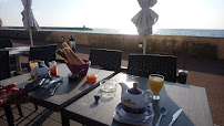 Atmosphère du Restaurant servant le petit-déjeuner Le Komptoir à Bastia - n°1