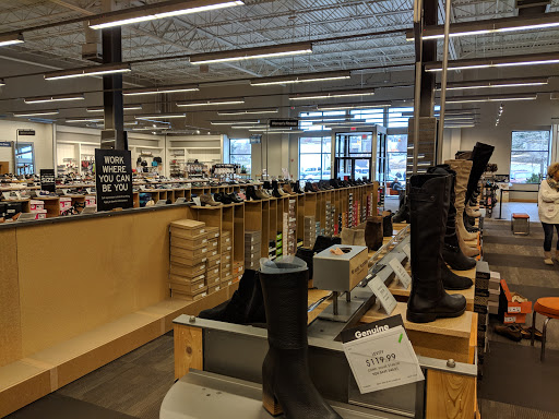 Shoe Store «DSW Designer Shoe Warehouse», reviews and photos, 4 S Tunnel Rd, Asheville, NC 28805, USA
