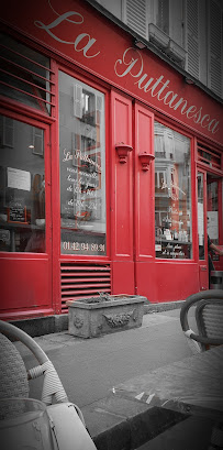 Bar du Restaurant italien La Puttanesca à Paris - n°2