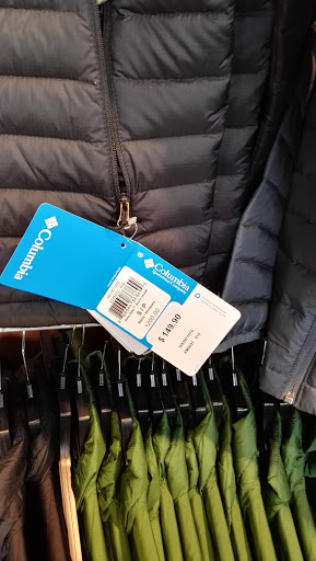 Sportswear Store «Columbia Sportswear Outlet Store at Houston Premium Outlets», reviews and photos, 29300 Hempstead Rd, Cypress, TX 77433, USA
