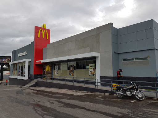 Mcdonalds 24 hours in Tegucigalpa