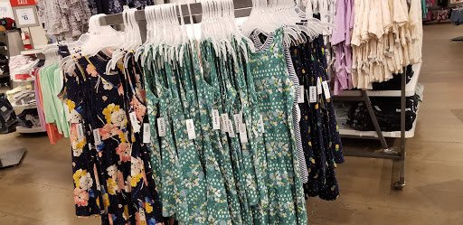 Clothing Store «Old Navy», reviews and photos, 4037 Factoria Blvd SE, Bellevue, WA 98006, USA