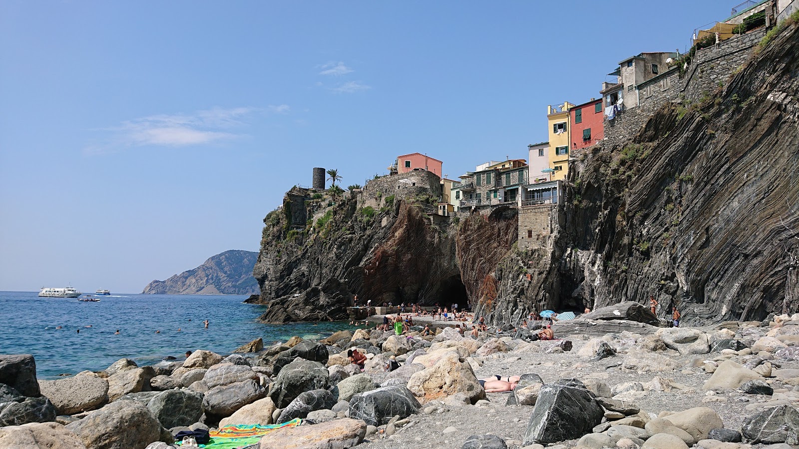Photo of Vernazza Beach with small multi bays