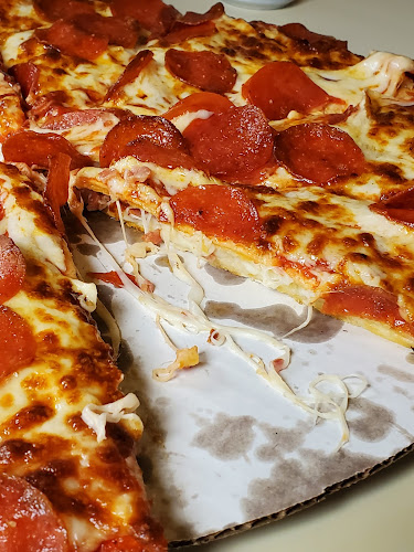 #1 best pizza place in South Dakota - Pizza Lab