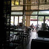 Atmosphère du Café et restaurant de grillades El clavell à Amélie-les-Bains-Palalda - n°1