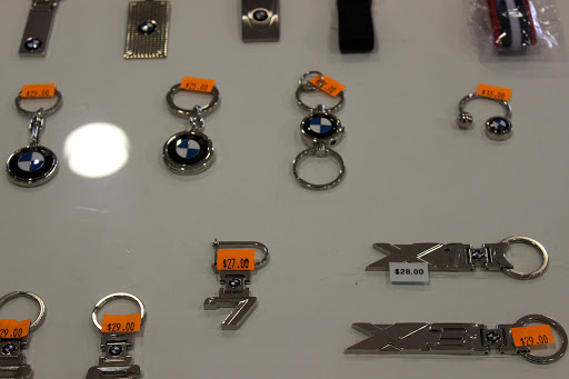 BMW Dealer «Herb Chambers BMW of Sudbury», reviews and photos, 128 Boston Post Rd, Sudbury, MA 01776, USA