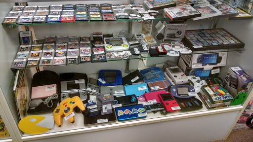 Video Game Store «Flotsam Games and collectibles», reviews and photos, 134 E 3rd St, Perrysburg, OH 43551, USA
