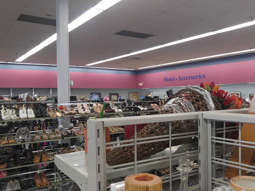 Thrift Store «Goodwill Donation Xpress», reviews and photos, 7800 South US Highway 17/92 #164, Casselberry, FL 32730, USA