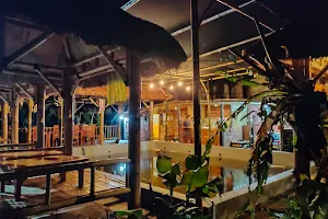 Warung Uma Pesagi image