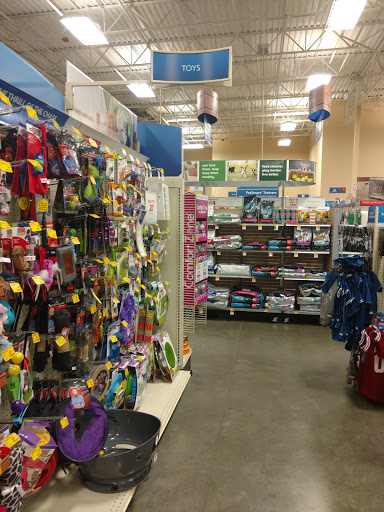 Pet Supply Store «PetSmart», reviews and photos, 240 N Gates Dr, Bloomington, IN 47404, USA