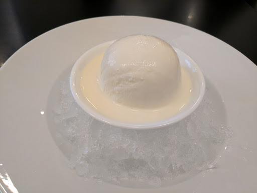 Dessert Shop «Dessert Club, ChikaLicious», reviews and photos, 204 E 10th St, New York, NY 10003, USA