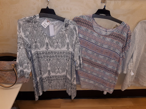 Department Store «T.J. Maxx», reviews and photos, 154 Rt. 9 - Rd 3, Englishtown, NJ 07726, USA