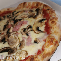 Photos du propriétaire du Pizzas à emporter Camion pizza La Picholine à Istres - n°5